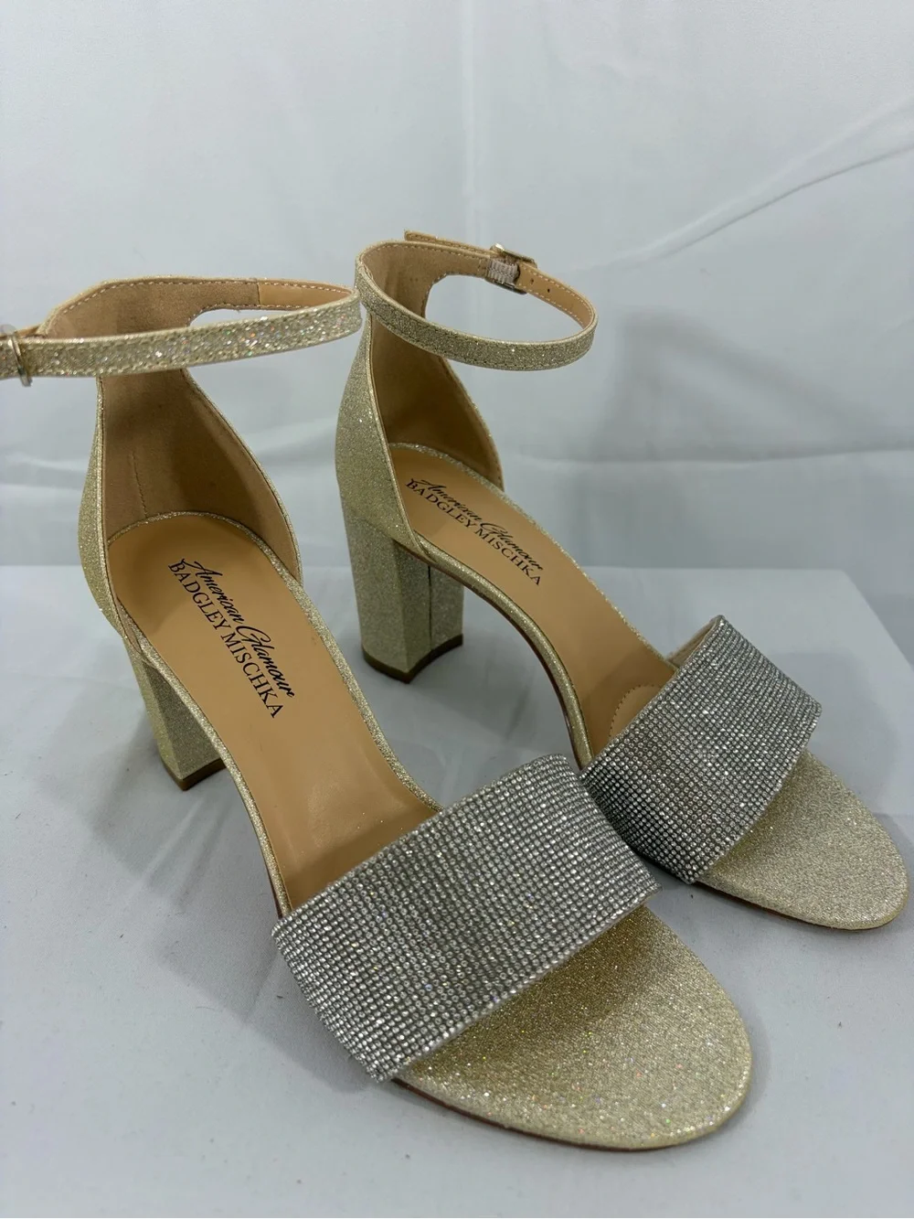 NWT Badgley Mischka Size 5.5 Gold Silver Rhinestone Ankle-Strap Block Heels